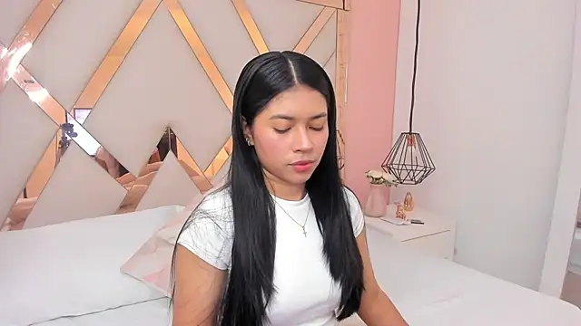 Snapshot of samantaa_shy chatting on 13, 10, 2025 samantaa shy online show from 13, 10, 2025