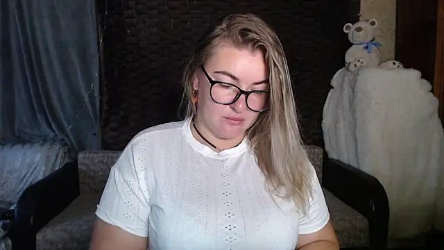 NikaSkylink online show from 20, 10, 2025