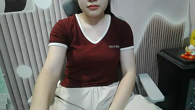 Emachiii online show from 25, 9, 2025