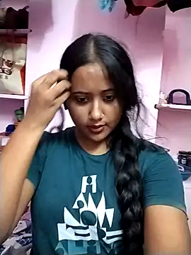 Snapshot of Fun__with__Prity chatting on 15, 9, 2025 Fun with Prity online show from 15, 9, 2025