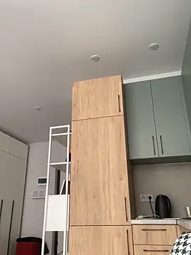 Snapshot of ElizabetBlack chatting on 27, 10, 2025 ElizabetBlack online show from 27, 10, 2025