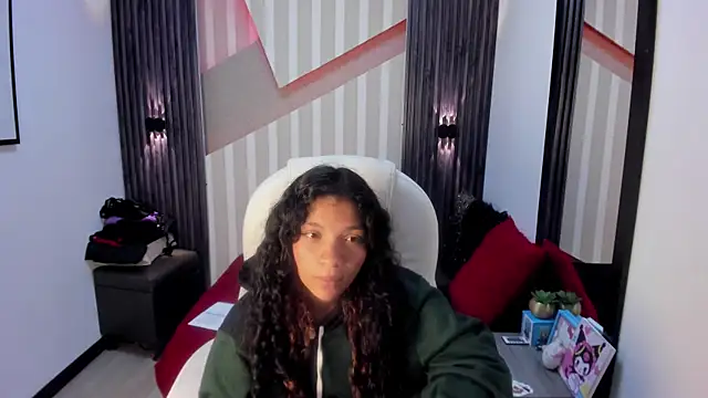 Snapshot of LittleeStar chatting on 29, 7, 2026 LittleeStar online show from 29, 7, 2026