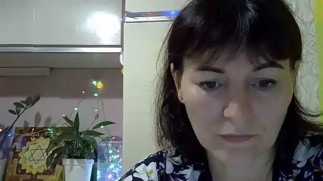 Snapshot of Krystal_82 chatting on 12, 9, 2025 Krystal 82 online show from 12, 9, 2025