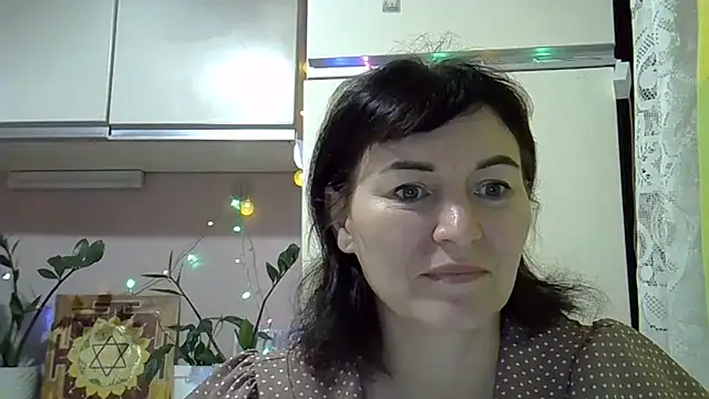 Snapshot of Krystal_82 chatting on 19, 9, 2025 Krystal 82 online show from 19, 9, 2025