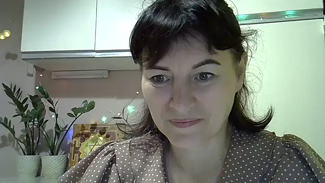 Snapshot of Krystal_82 chatting on 22, 9, 2025 Krystal 82 online show from 22, 9, 2025