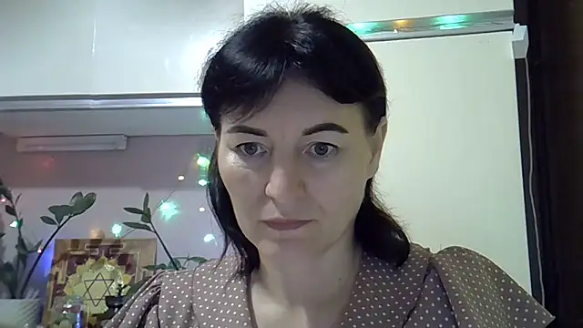 Snapshot of Krystal_82 chatting on 24, 9, 2025 Krystal 82 online show from 24, 9, 2025