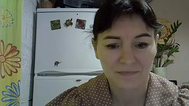 Snapshot of Krystal_82 chatting on 9, 11, 2025 Krystal 82 online show from 9, 11, 2025