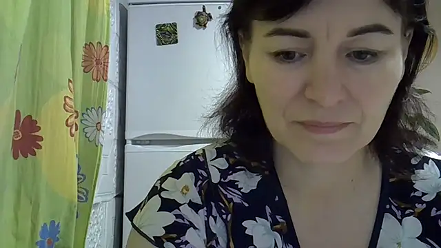 Snapshot of Krystal_82 chatting on 26, 11, 2025 Krystal 82 online show from 26, 11, 2025