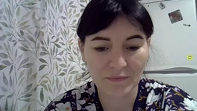 Snapshot of Krystal_82 chatting on 2, 12, 2025 Krystal 82 online show from 2, 12, 2025