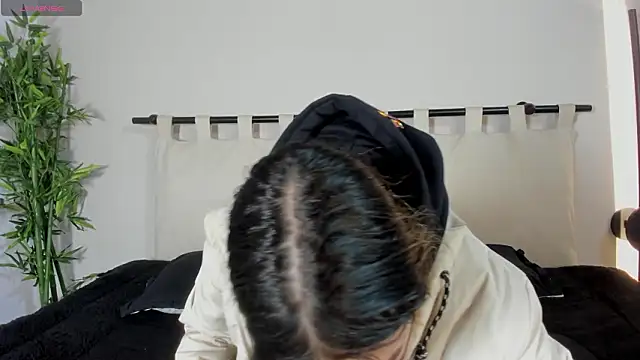 Rachell criss online show from 14, 2, 2026