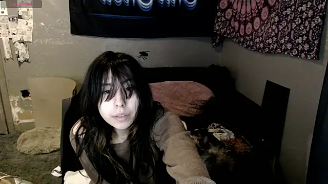 London Ray online show from 17, 10, 2025