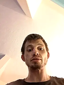 Snapshot of areyouseriousss chatting on 21, 12, 2025 areyouseriousss online show from 21, 12, 2025