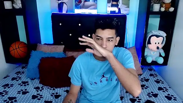 x oliver x online show from 27, 9, 2025