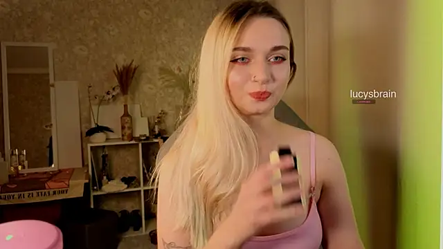 Snapshot of Lucyinthesheets chatting on 23, 10, 2025 Lucyinthesheets online show from 23, 10, 2025