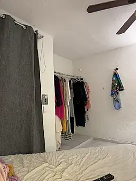 Nia Desire online show from 13, 3, 2026