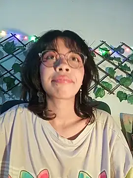 Snapshot of dolliette24 chatting on 27, 5, 2026 dolliette24 online show from 27, 5, 2026