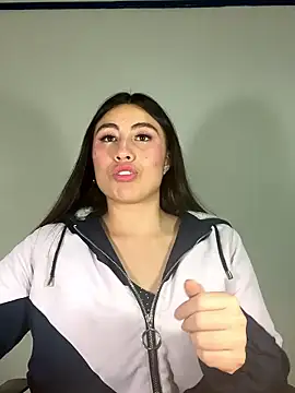 LunaBloom 77 online show from 18, 12, 2025