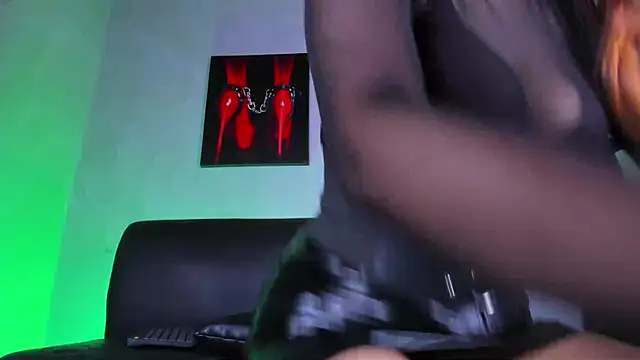 isabellestone online show from 22, 9, 2025