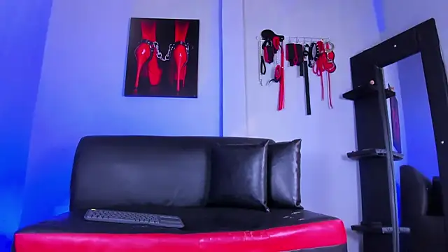 isabellestone online show from 23, 9, 2025