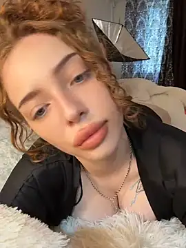 Hannah xBaby online show from 8, 6, 2026