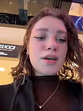 lucy-joy online show from 19, 12, 2025