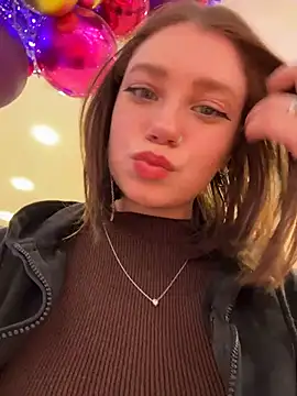 lucy-joy online show from 3, 2, 2026