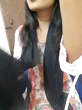 Snapshot of AnkitaDevi chatting on 6, 4, 2026 AnkitaDevi online show from 6, 4, 2026