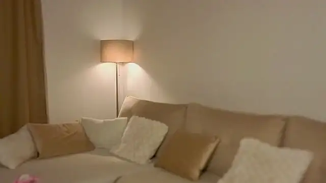 Snapshot of aerisblue chatting on 9, 10, 2025 aerisblue online show from 9, 10, 2025