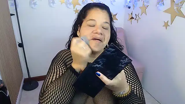 Snapshot of May_fk chatting on 16, 10, 2025 May fk online show from 16, 10, 2025