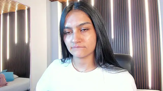 AidaJones online show from 28, 10, 2025