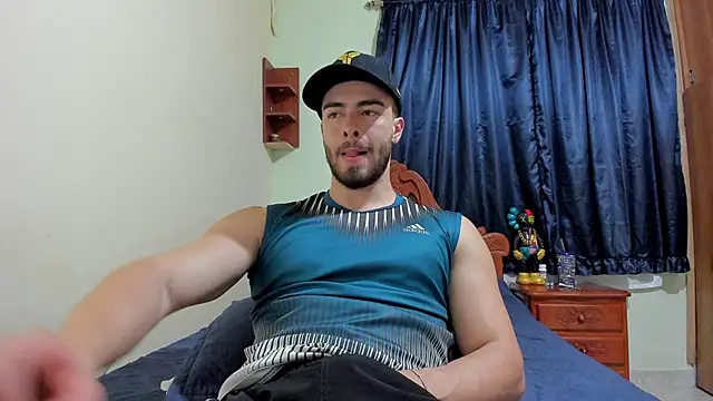 Snapshot of MaxDell chatting on 14, 11, 2025 MaxDell online show from 14, 11, 2025