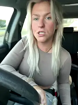 Charleigh xx online show from 9, 9, 2025