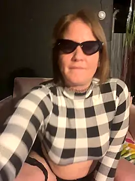 bigb00tycass online show from 16, 12, 2025