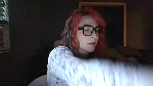 mayra mayhem online show from 13, 4, 2026