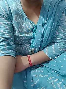 Snapshot of roshni_agrawal0 chatting on 22, 7, 2026 roshni agrawal0 online show from 22, 7, 2026