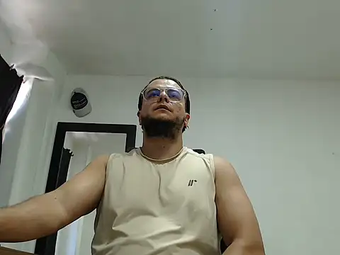Snapshot of cloudsxxx chatting on 7, 7, 2026 cloudsxxx online show from 7, 7, 2026