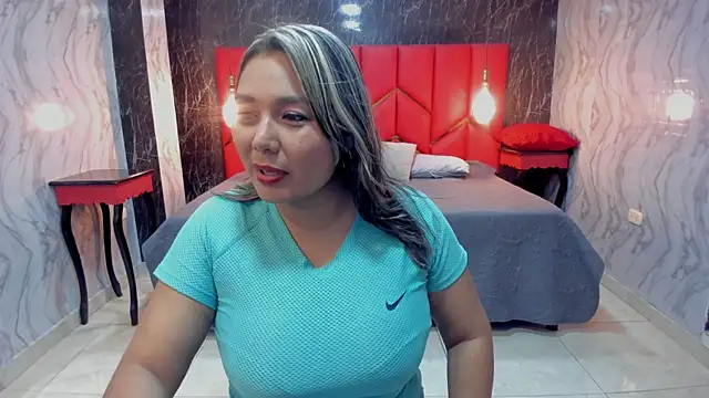 Snapshot of LatinaHoleQueen chatting on 20, 12, 2025 LatinaHoleQueen online show from 20, 12, 2025