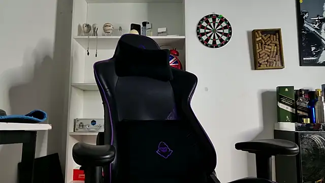 aaron nvk online show from 18, 1, 2026