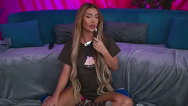 ZennySings online show from 9, 10, 2025