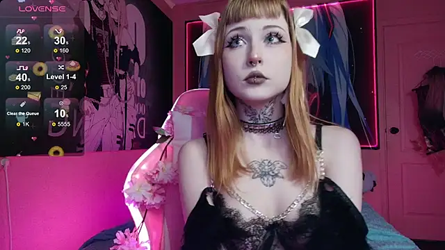 Snapshot of MilkMeSoftly chatting on 9, 10, 2025 MilkMeSoftly online show from 9, 10, 2025