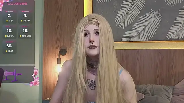 Snapshot of MilkMeSoftly chatting on 29, 10, 2025 MilkMeSoftly online show from 29, 10, 2025