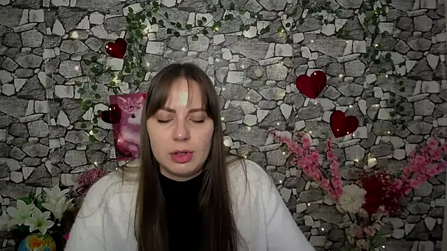 Amanda Bright  online show from 2, 12, 2025