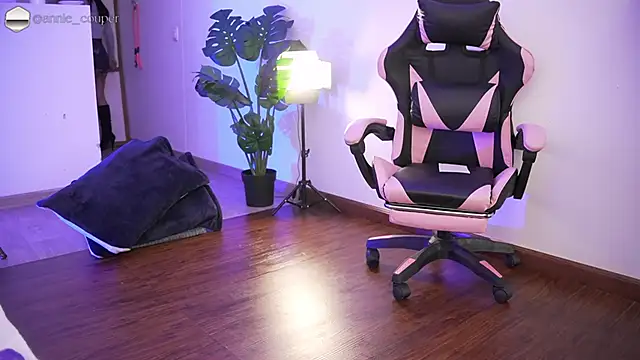 AnnieCouperr online show from 11, 3, 2026