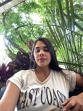 BellaLeclair online show from 29, 10, 2025