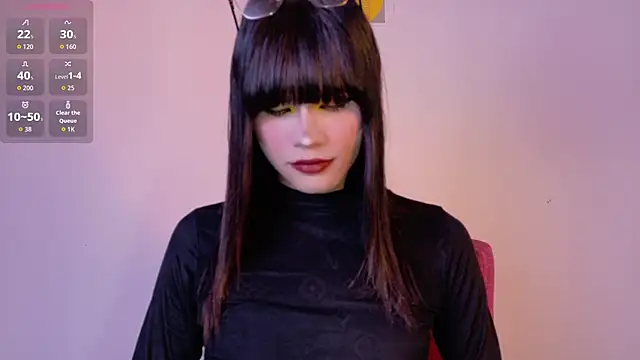 NATASHAA WINZ online show from 18, 9, 2025