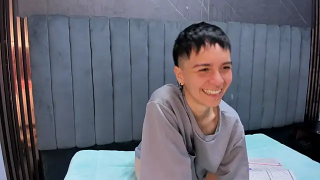  Hannah Hot online show from 3, 2, 2026