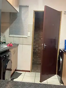 jayjayja19 online show from 24, 4, 2026