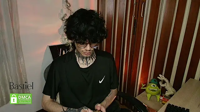 Mihail leroy online show from 3, 10, 2025