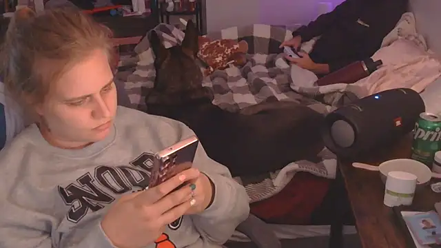 Snapshot of Sexyblonde12344 chatting on 13, 9, 2025 Sexyblonde12344 online show from 13, 9, 2025