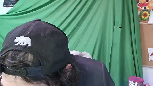 Snapshot of MasterDaddyCool chatting on 22, 10, 2025 MasterDaddyCool online show from 22, 10, 2025